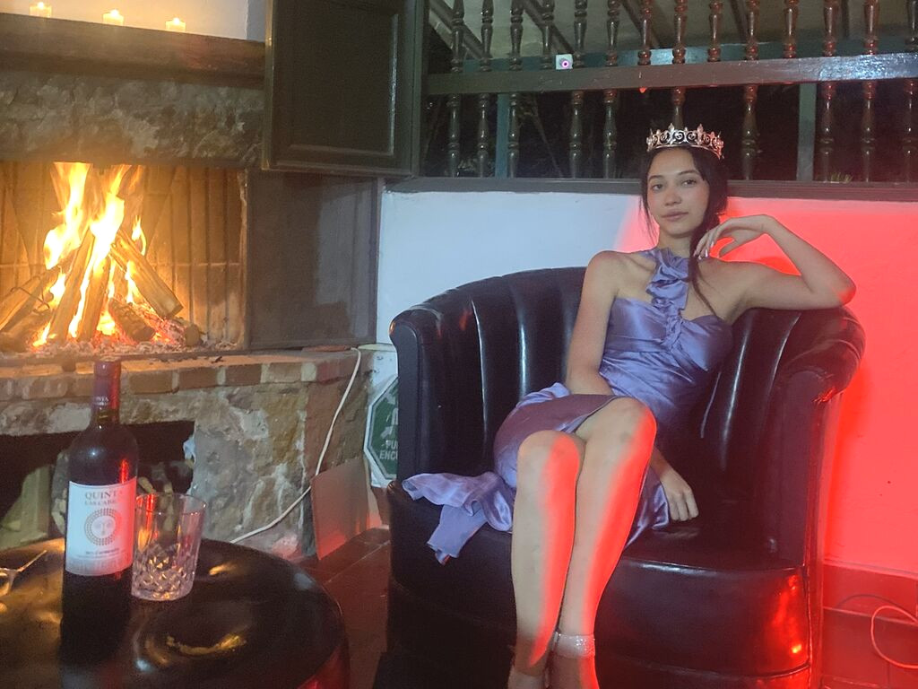 AbbyGlow Naked