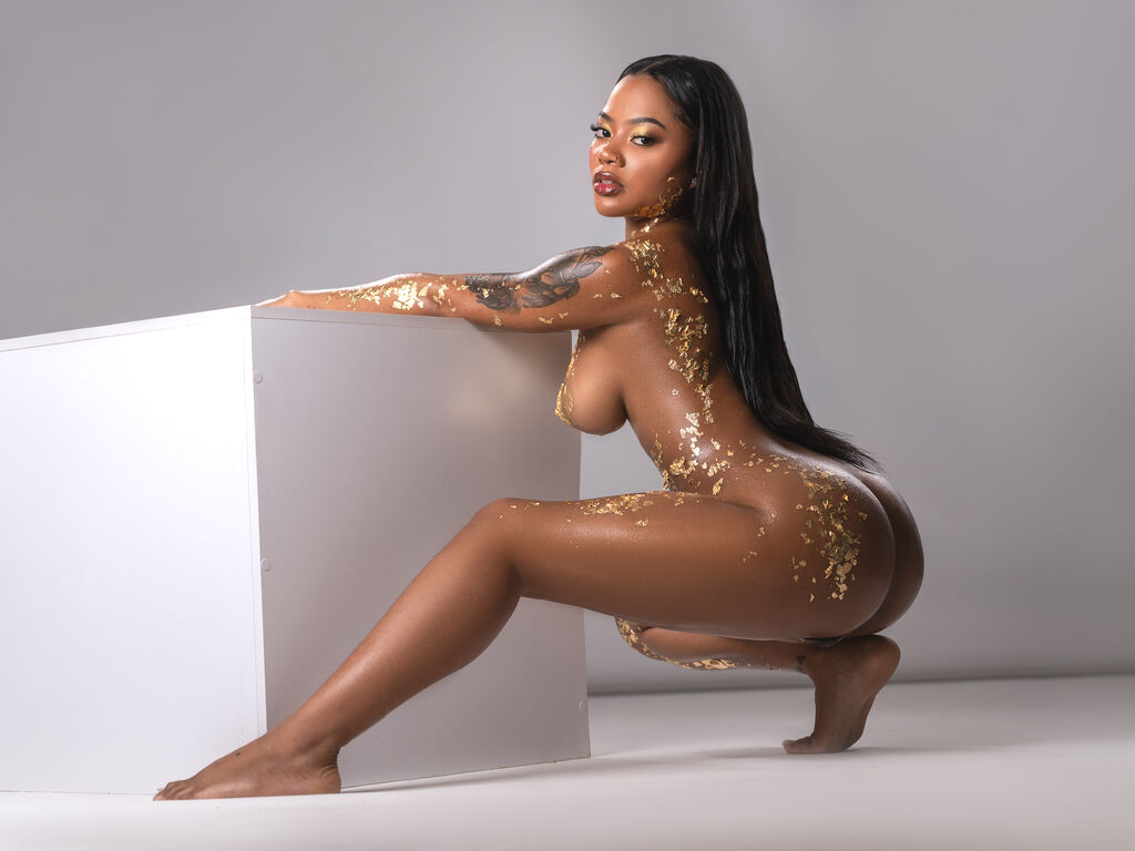 AdaraMasson Naked