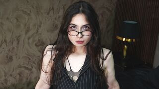 AdrianaCline 22 female sexy cam model profile