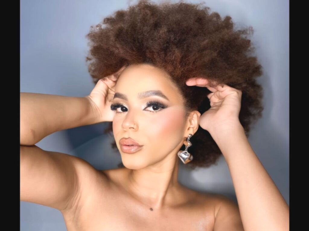 AfroditaBenz Naked