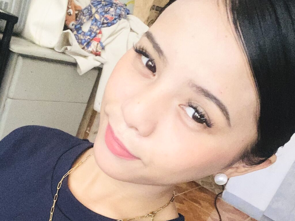 AgathaMoral naked cam model gallery photo