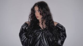 AgattaMercer 19 female live cam model profile