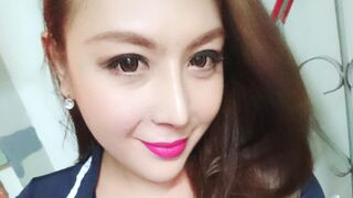 AkeshaYnna 38 transgender hot cam model profile