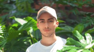 AlexOconor 23 male strip cam model profile