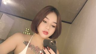 AlexaOsawa 36 transgender nude cam model profile