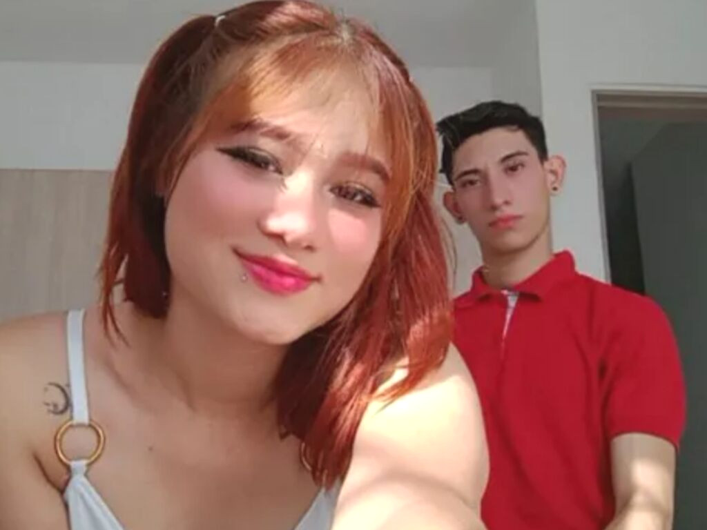 AliAndRick naked cam model gallery photo
