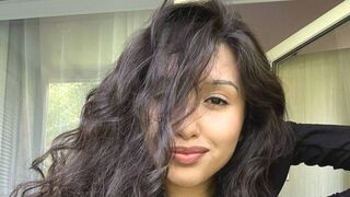 AliceFouraker 18 female live cam model profile