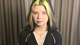 AliceSpencery 23 female sexy cam model profile