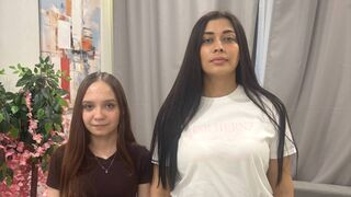 AlisAndSara 30 female lesbian live related cam model profile