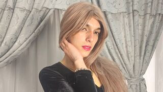 AllisonPearzon 22 transgender hot cam model profile