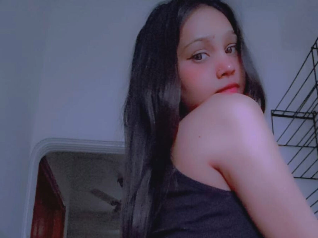 AmairaSingh nude cam model profile photo