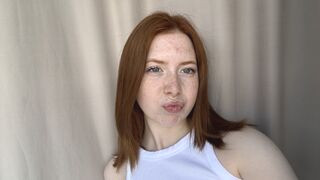 AmarilBloom 20 female naked cam model profile