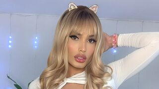 AmbarValetta 24 transgender strip cam model profile