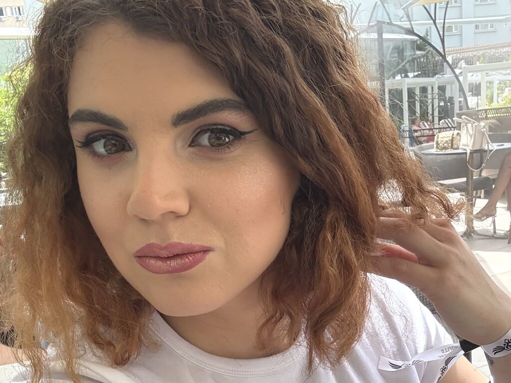 AmeliaStorm nude cam model profile photo