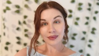 AmikaSammy 32 female nude cam model profile