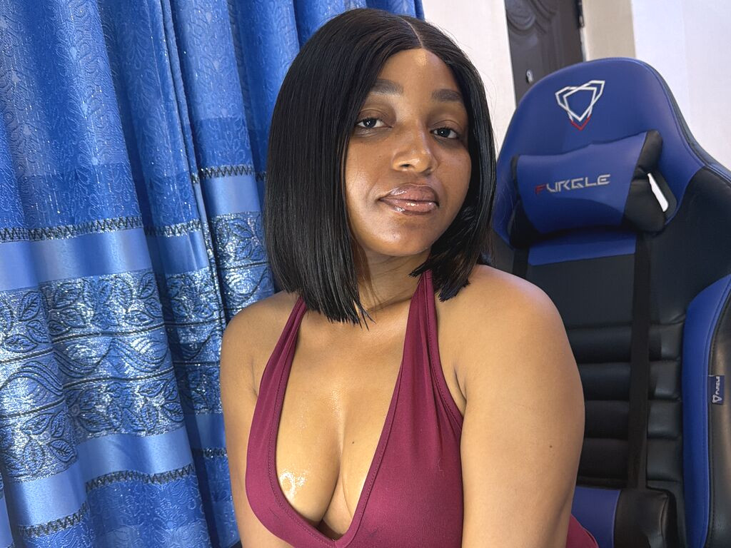 AminaTerry nude cam model profile photo