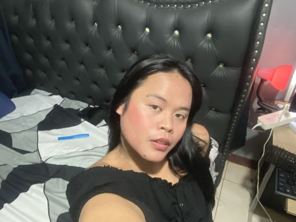 Amiyalie Nude