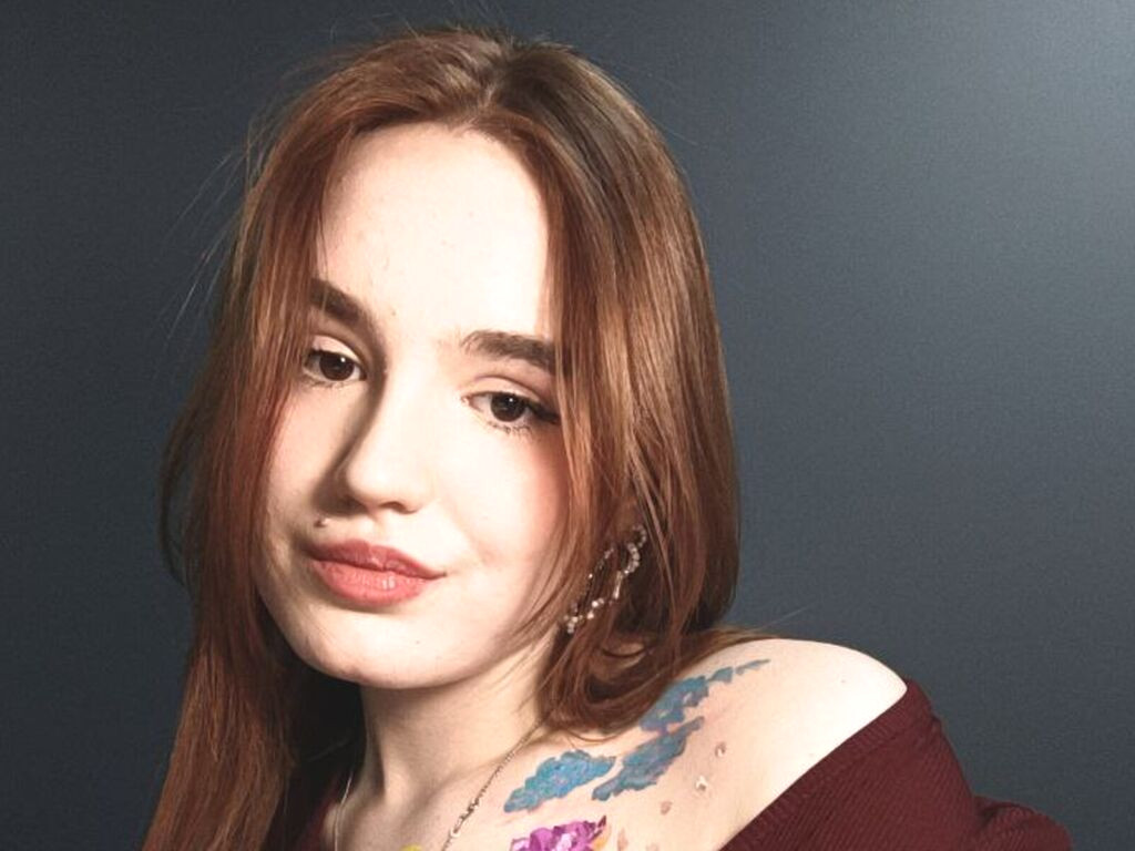 AmyRass nude cam model profile photo