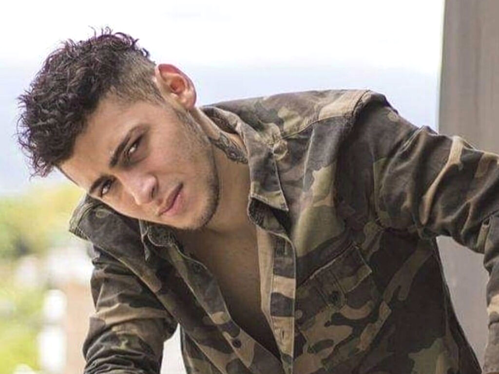 AndresBernal nude cam model profile photo