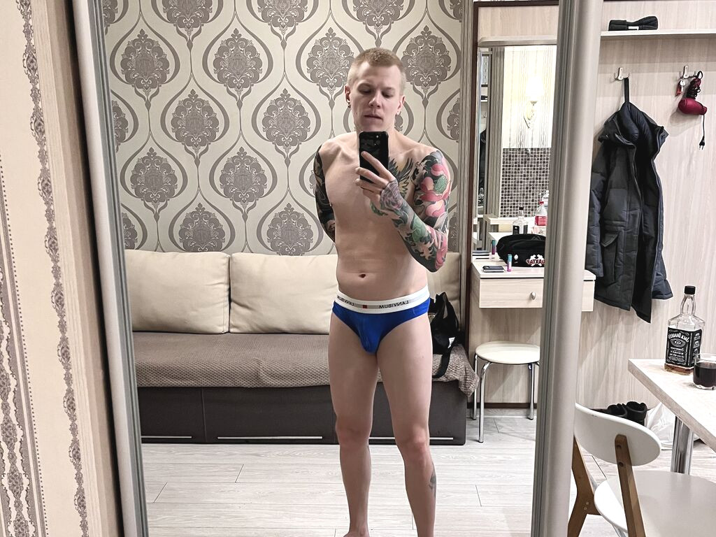 AndreyMoroz nude cam model profile photo