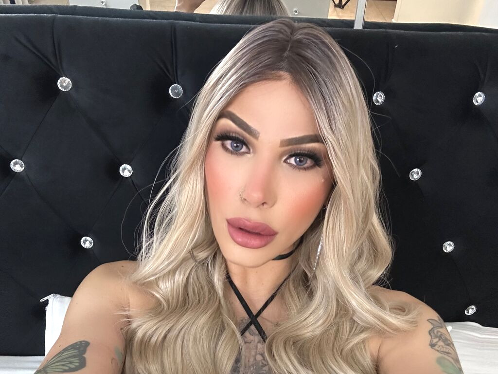 AngelSterlings naked cam model gallery photo