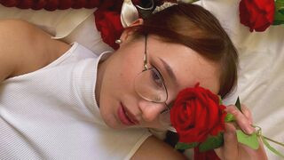 AngeleWirtanen 18 female strip cam model profile