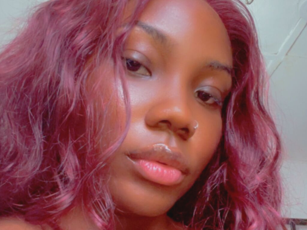 AniMaculey nude cam model profile photo
