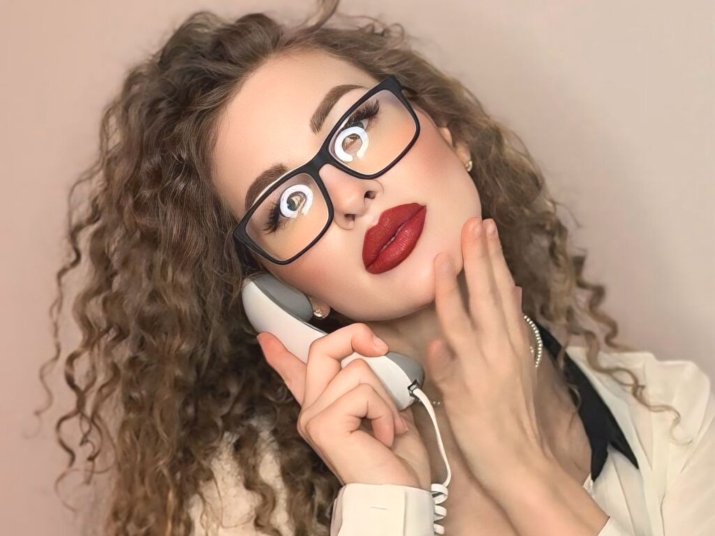 AnnaHerrera nude cam model profile photo