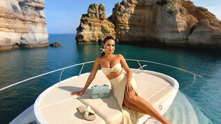 AnnaKarev 35 female nude cam model profile