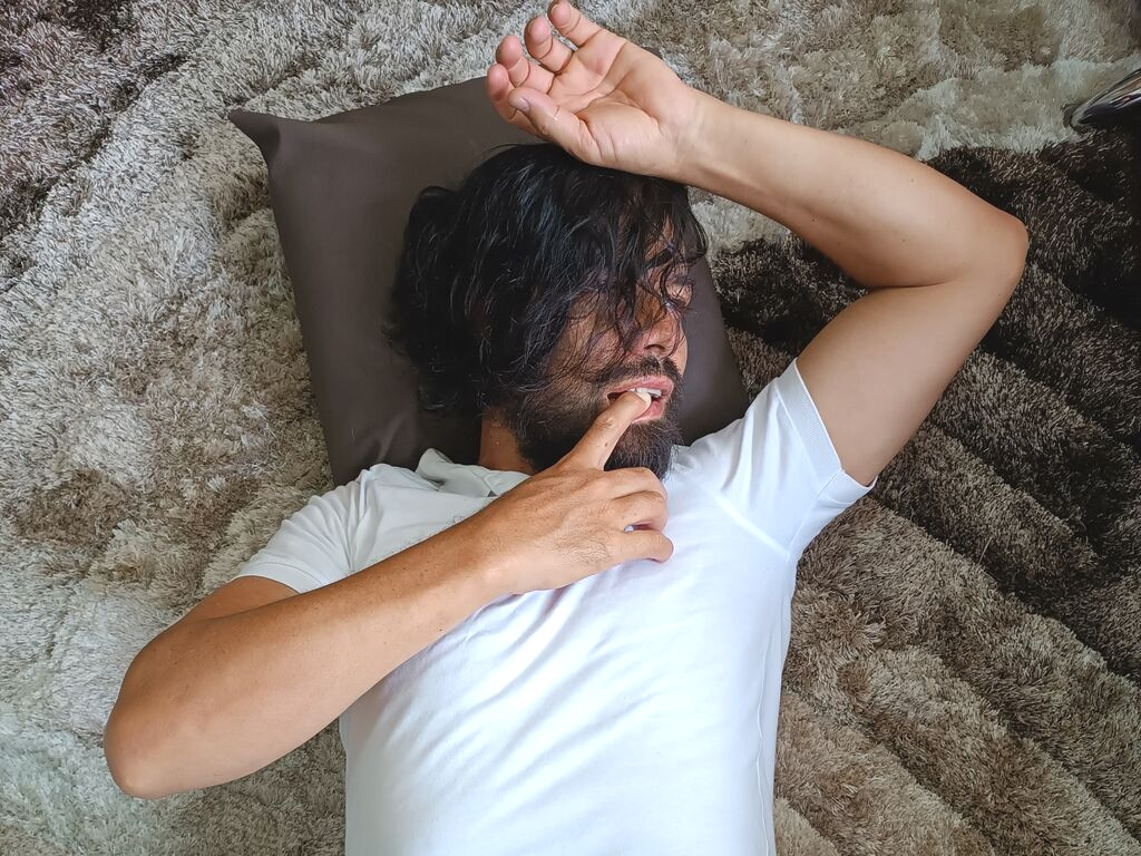 AnthonyDing Nude