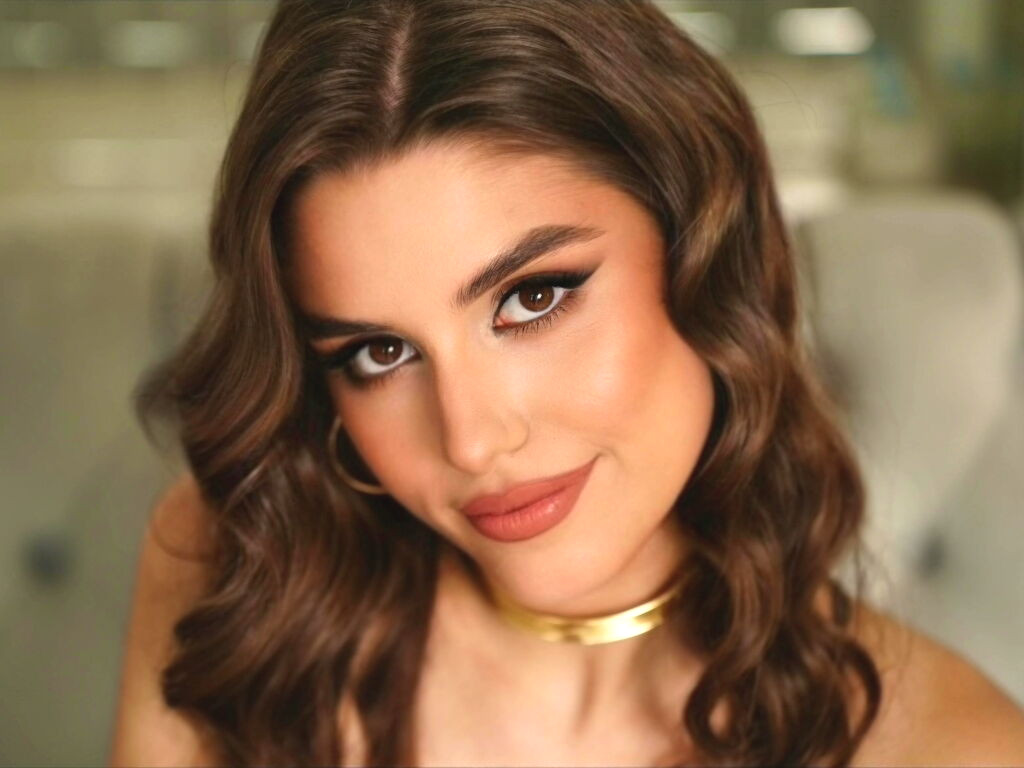 ArianaAllens nude cam model profile photo