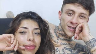 AronAndKate 19 couple naked related cam model profile