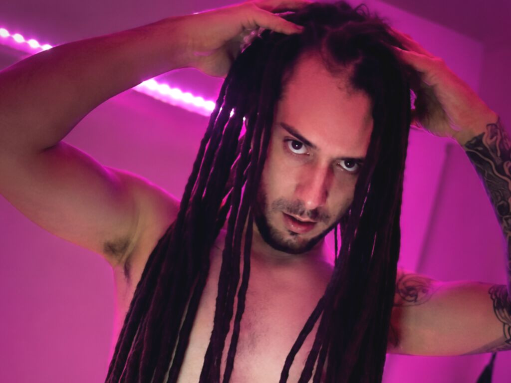 AsgarDamian nude cam model profile photo