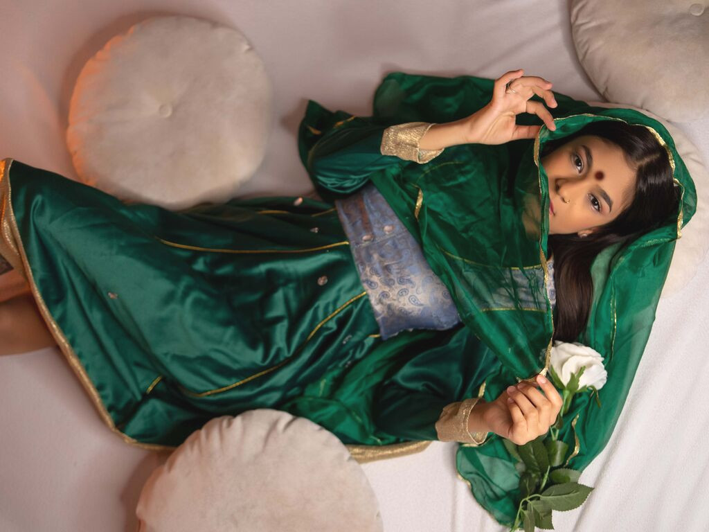 AshaYuva naked cam model gallery photo