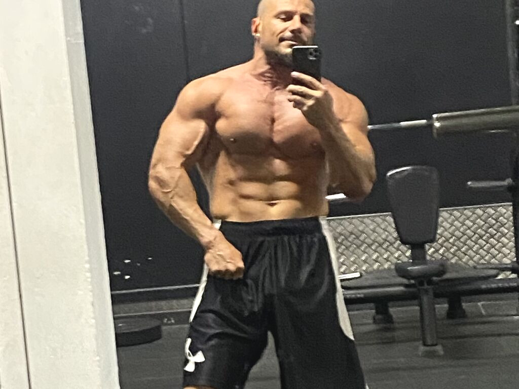 AtlasDavinci Naked