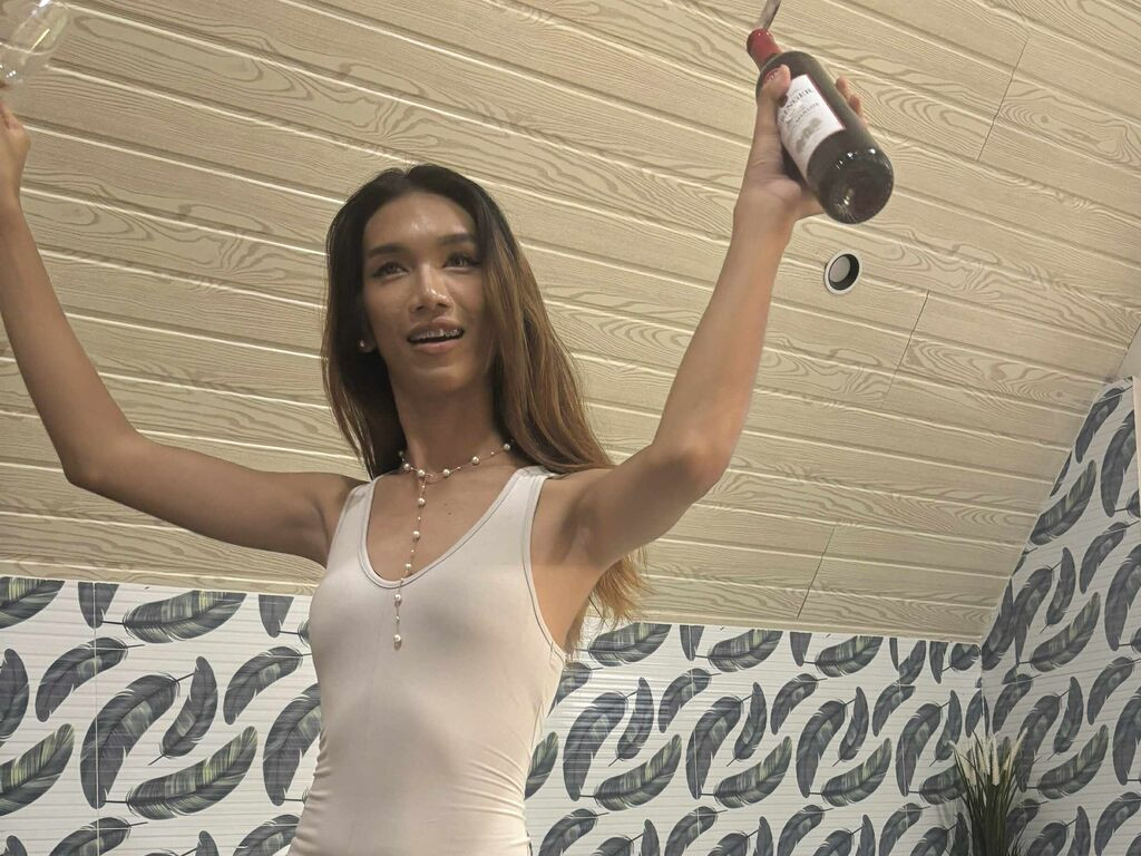 AudreyHansley naked cam model gallery photo