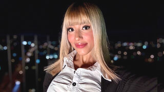 AuroraMonrroe 21 female hot cam model profile