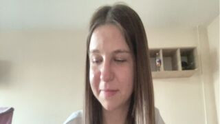 AvisLomboy 18 female hot cam model profile