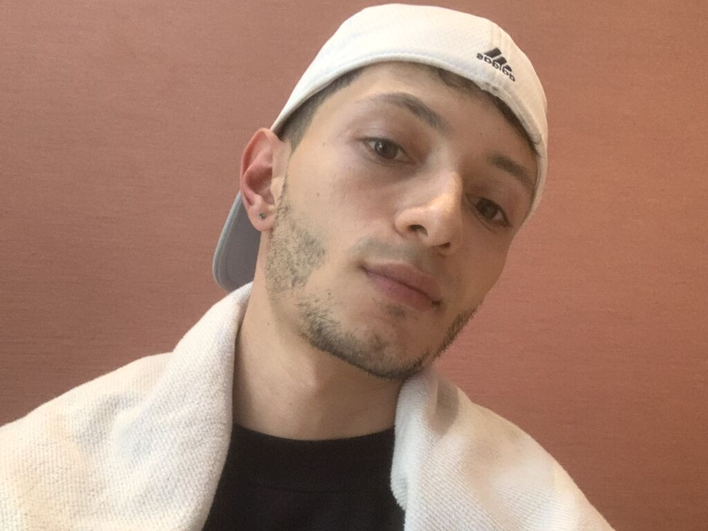 AxelBrooks Nude