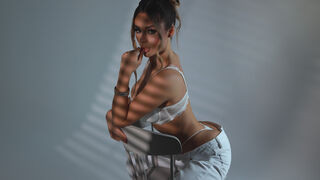 AyannaNur Nude