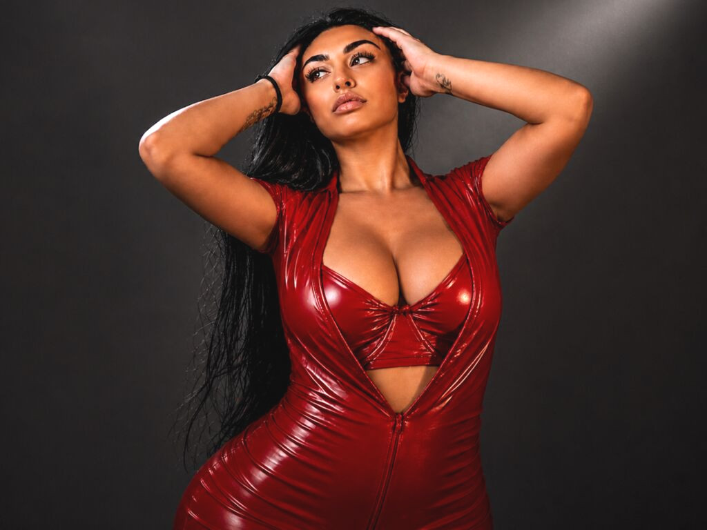 AzraRose nude cam model profile photo