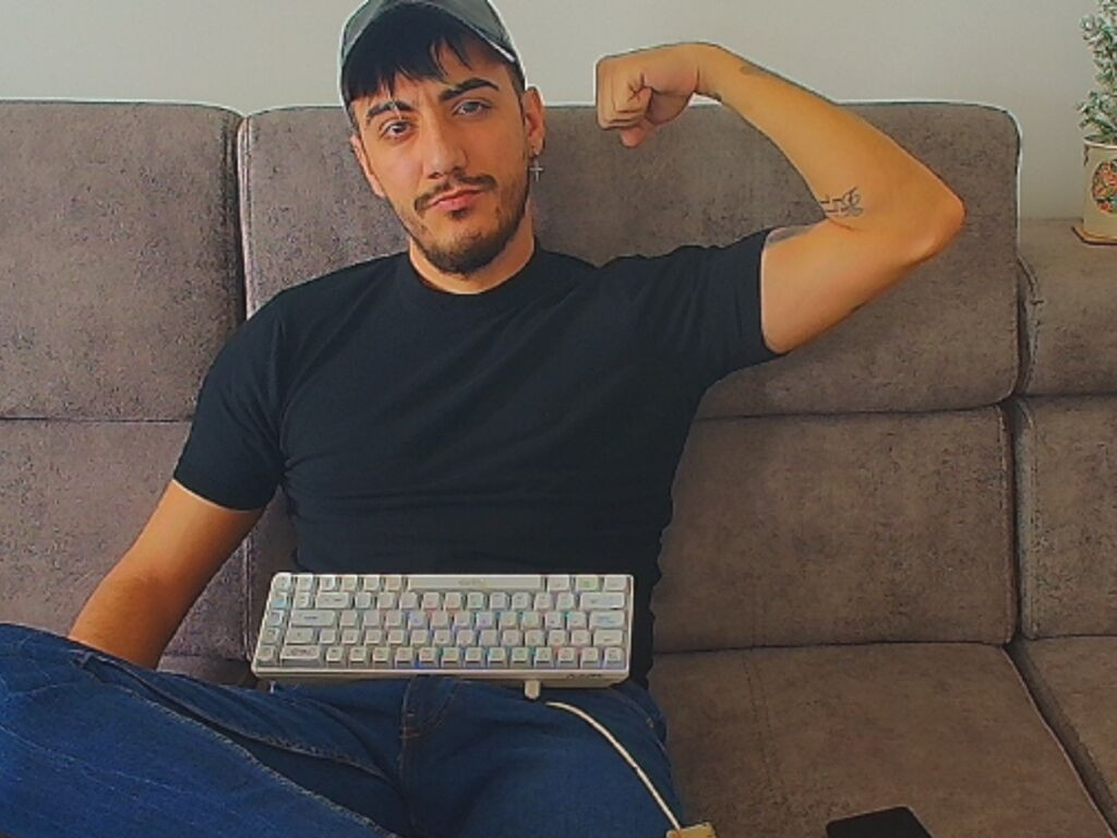 BannerAndrew Naked