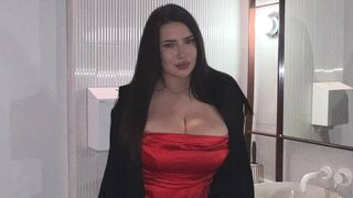 BellaMoreau 20 female sexy cam model profile