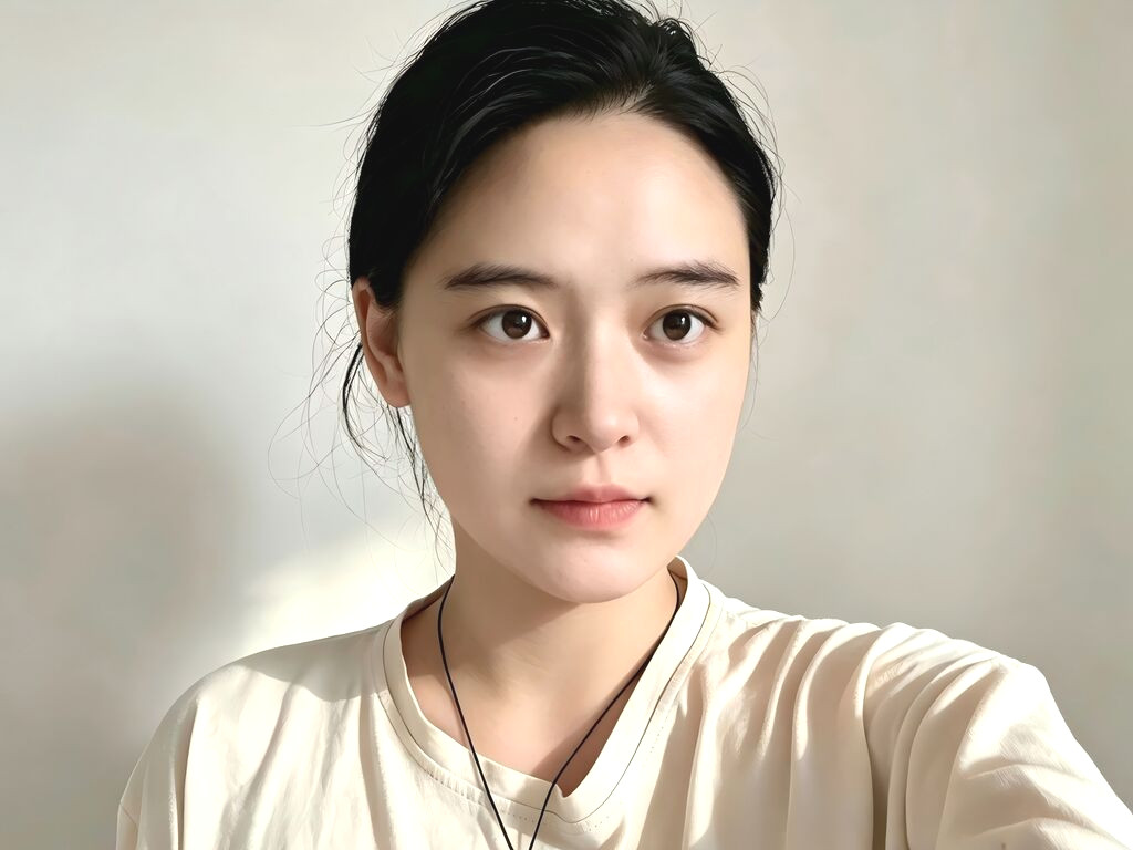 BellaSherry nude cam model profile photo