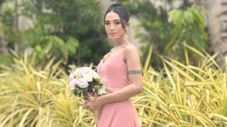 BelleCupins 19 transgender erotic cam model profile