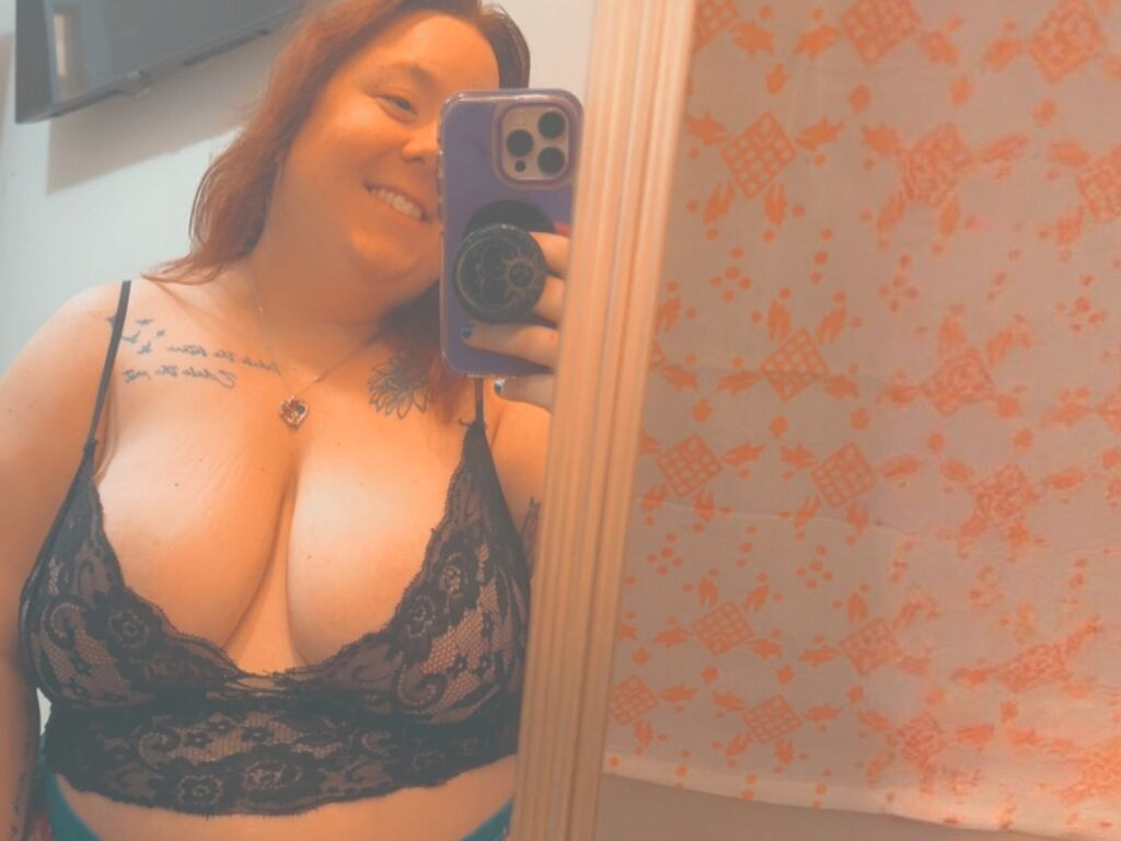 BelleRyan nude cam model profile photo