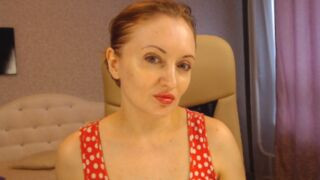 BettyDolci 34 female erotic cam model profile
