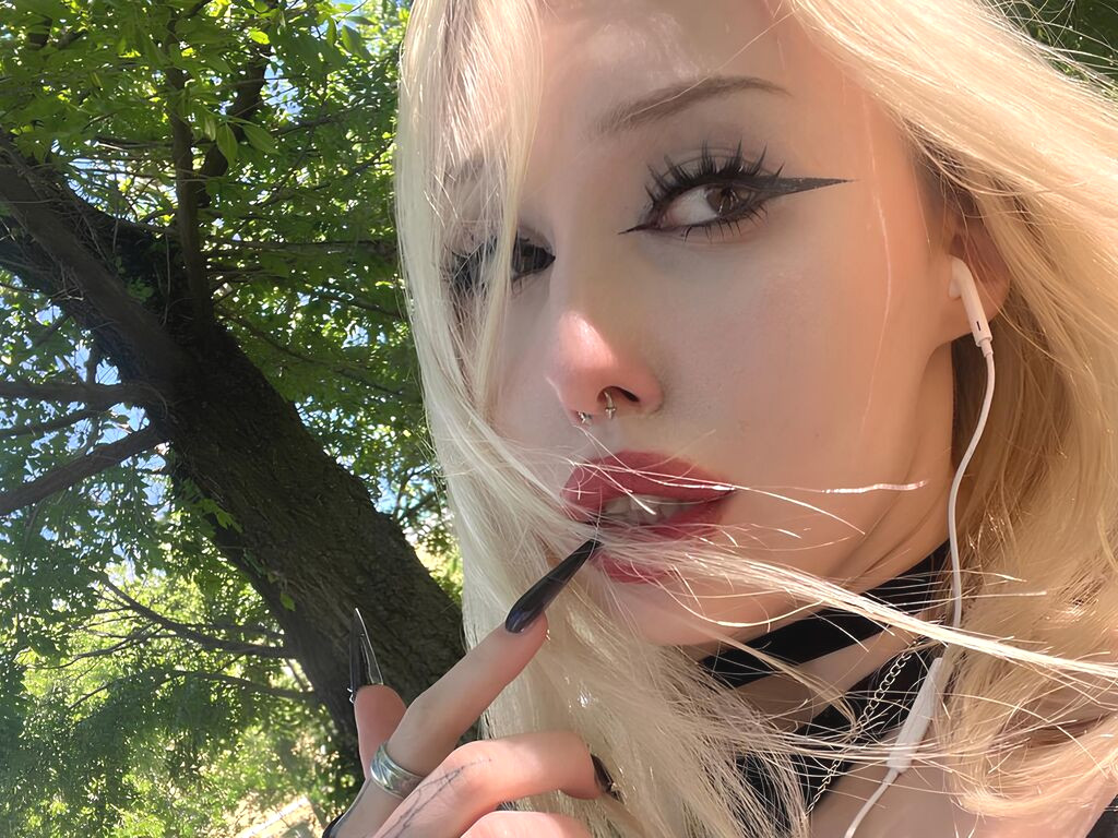 BrittBlakeman Naked