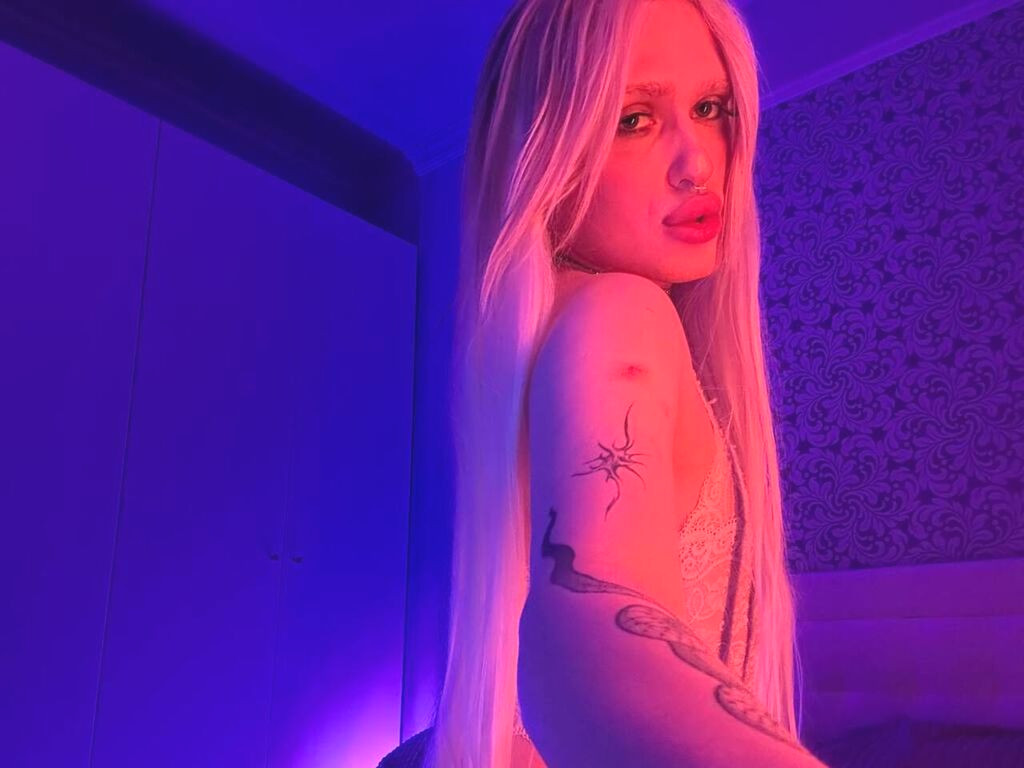BrittanyOlson Nude