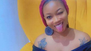 CaliaUduak 25 female hot cam model profile